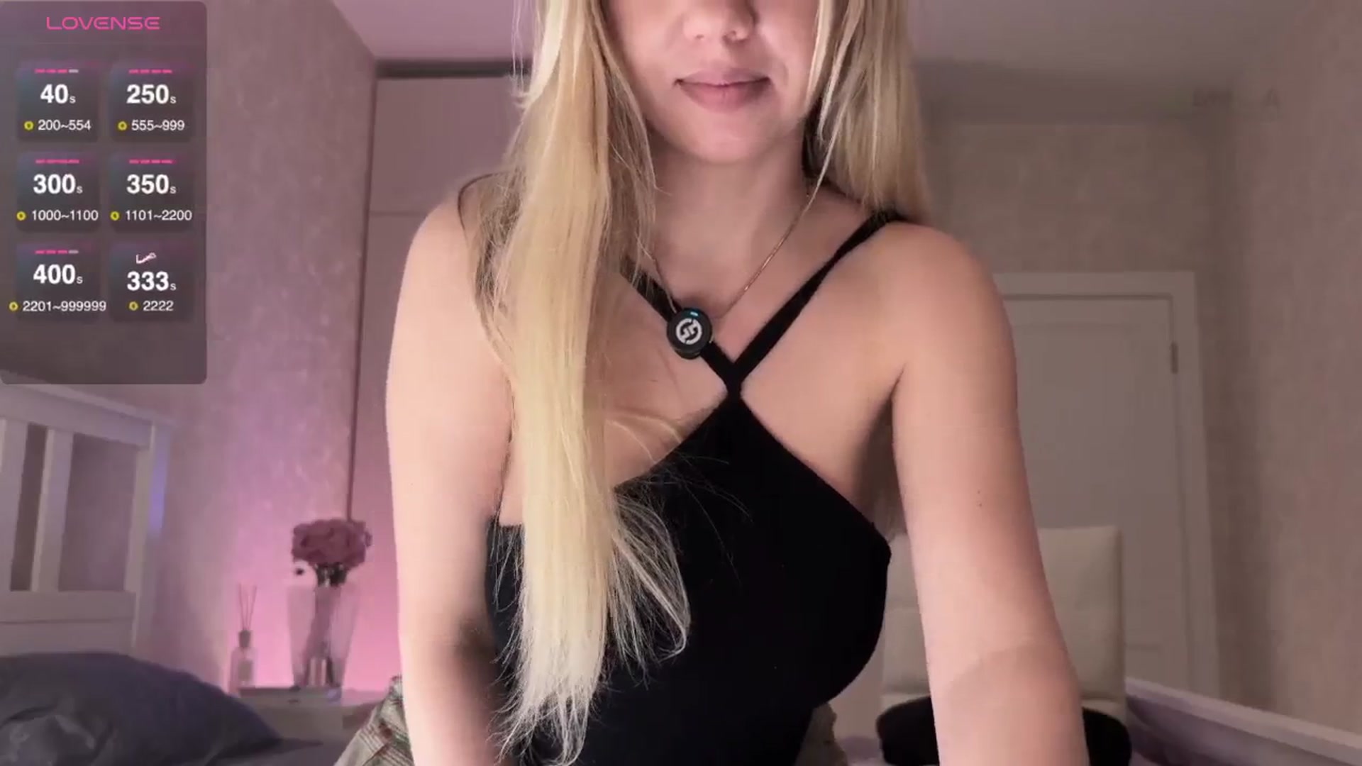 Gallery image thumbnail from IcePrincess_'s myfreecams stream on, 11/06/2025, 14:14 image 2 of 20