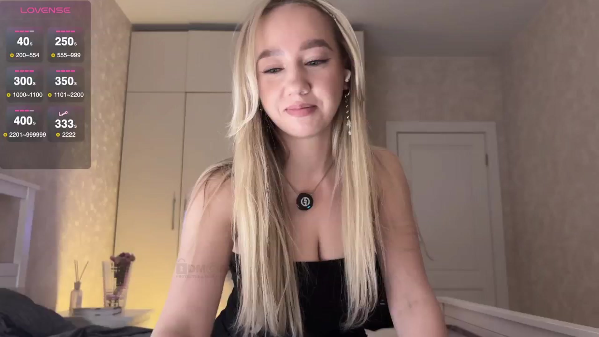 Gallery image thumbnail from IcePrincess_'s myfreecams stream on, 11/13/2025, 15:02 image 7 of 20