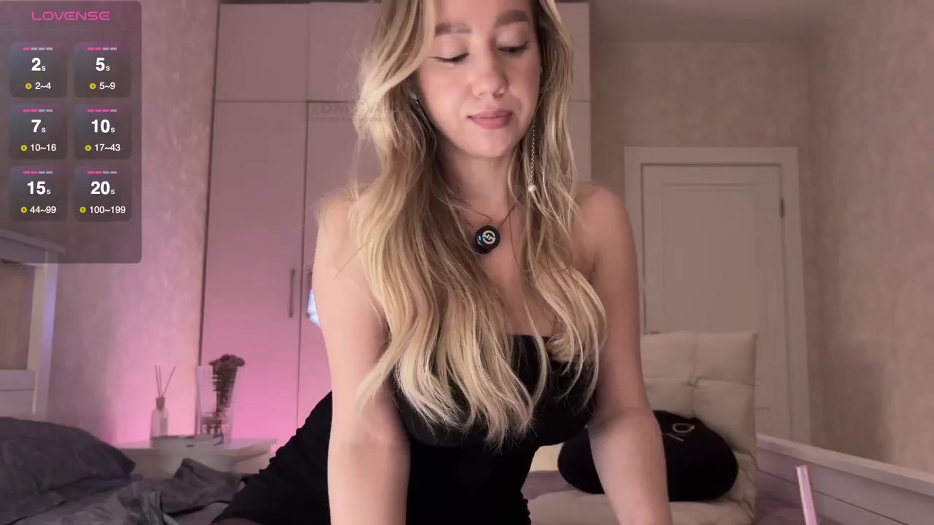 Gallery image thumbnail from IcePrincess_'s myfreecams stream on, 11/14/2025, 18:21 image 7 of 20
