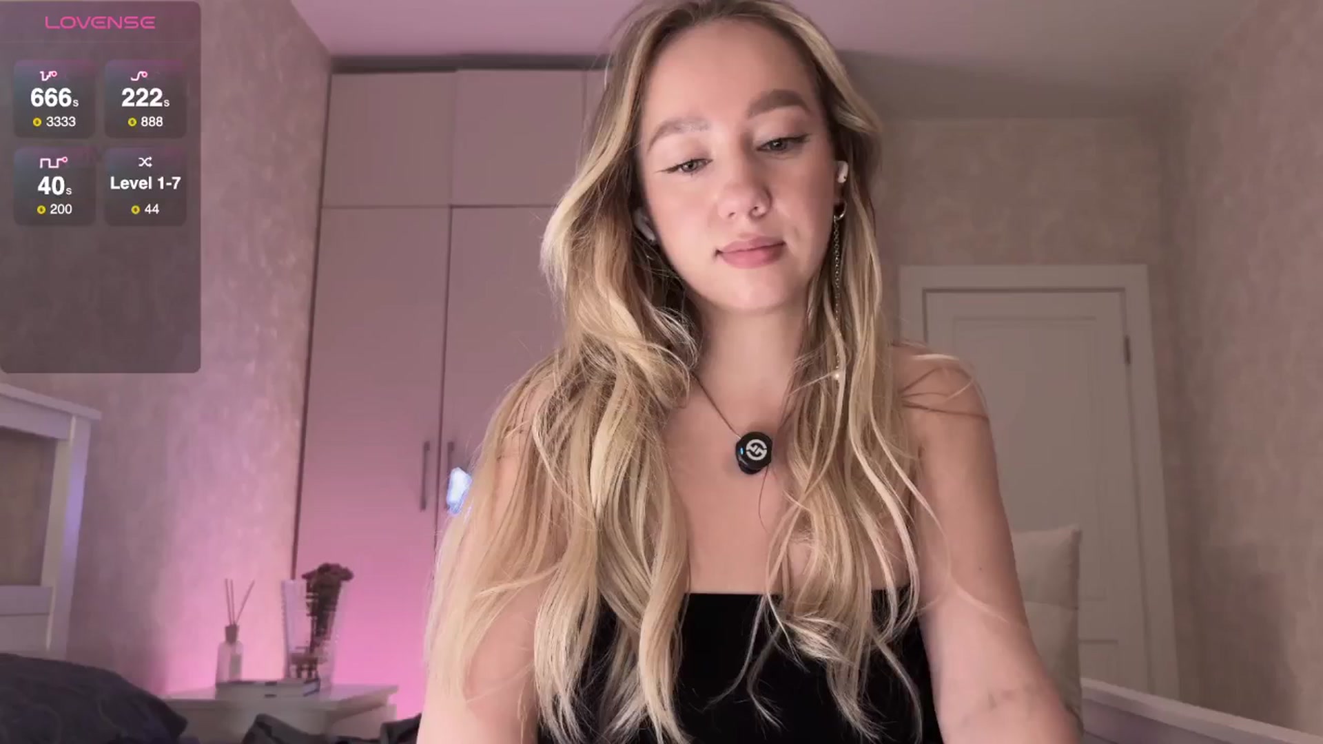 Gallery image thumbnail from IcePrincess_'s myfreecams stream on, 11/14/2025, 18:21 image 13 of 20