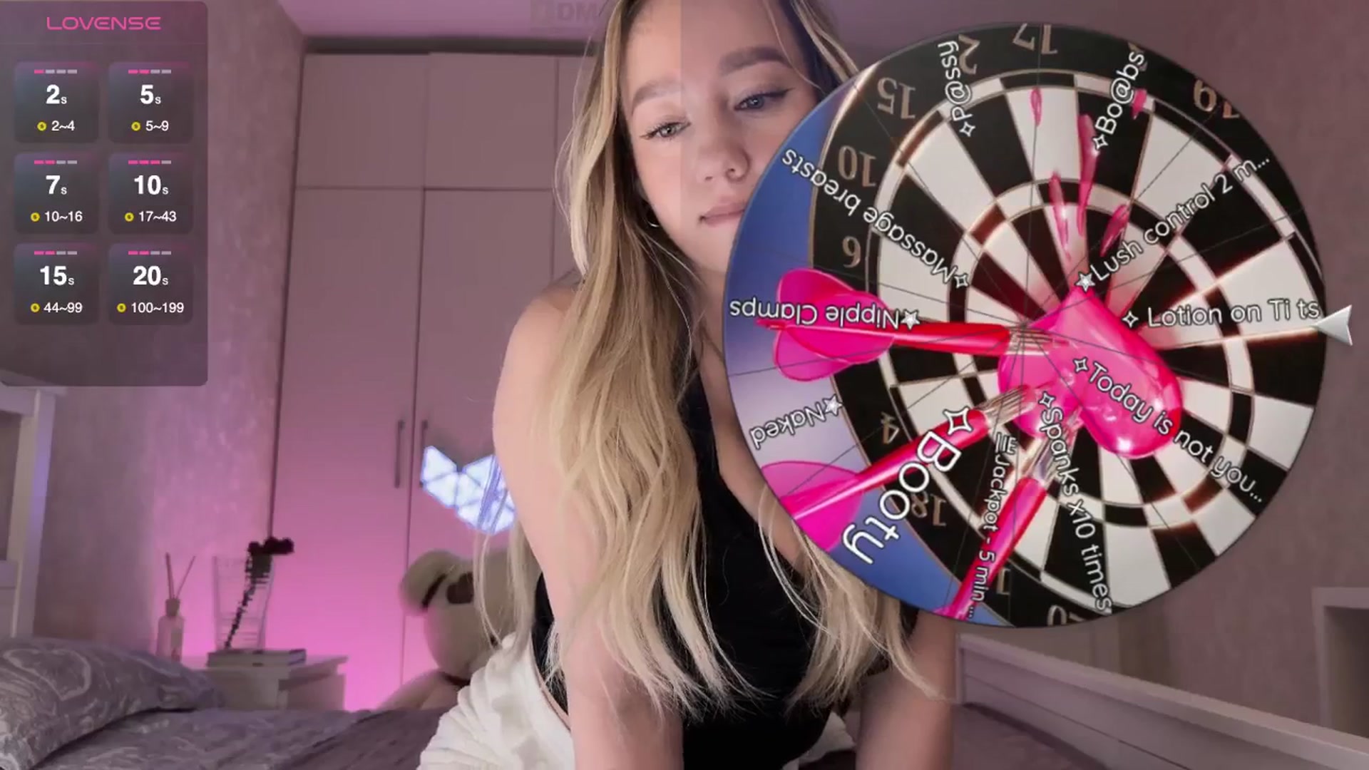 Gallery image thumbnail from IcePrincess_'s myfreecams stream on, 11/19/2025, 15:38 image 7 of 20