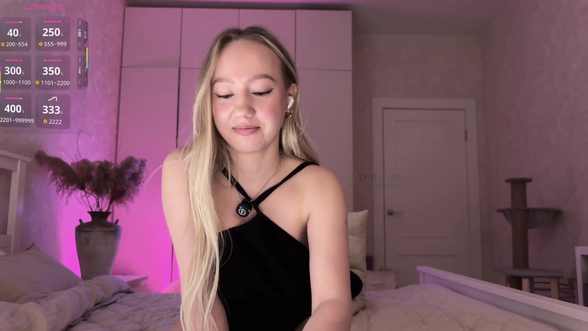 Gallery image thumbnail from IcePrincess_'s myfreecams stream on, 04/21/2026, 19:02 image 19 of 20