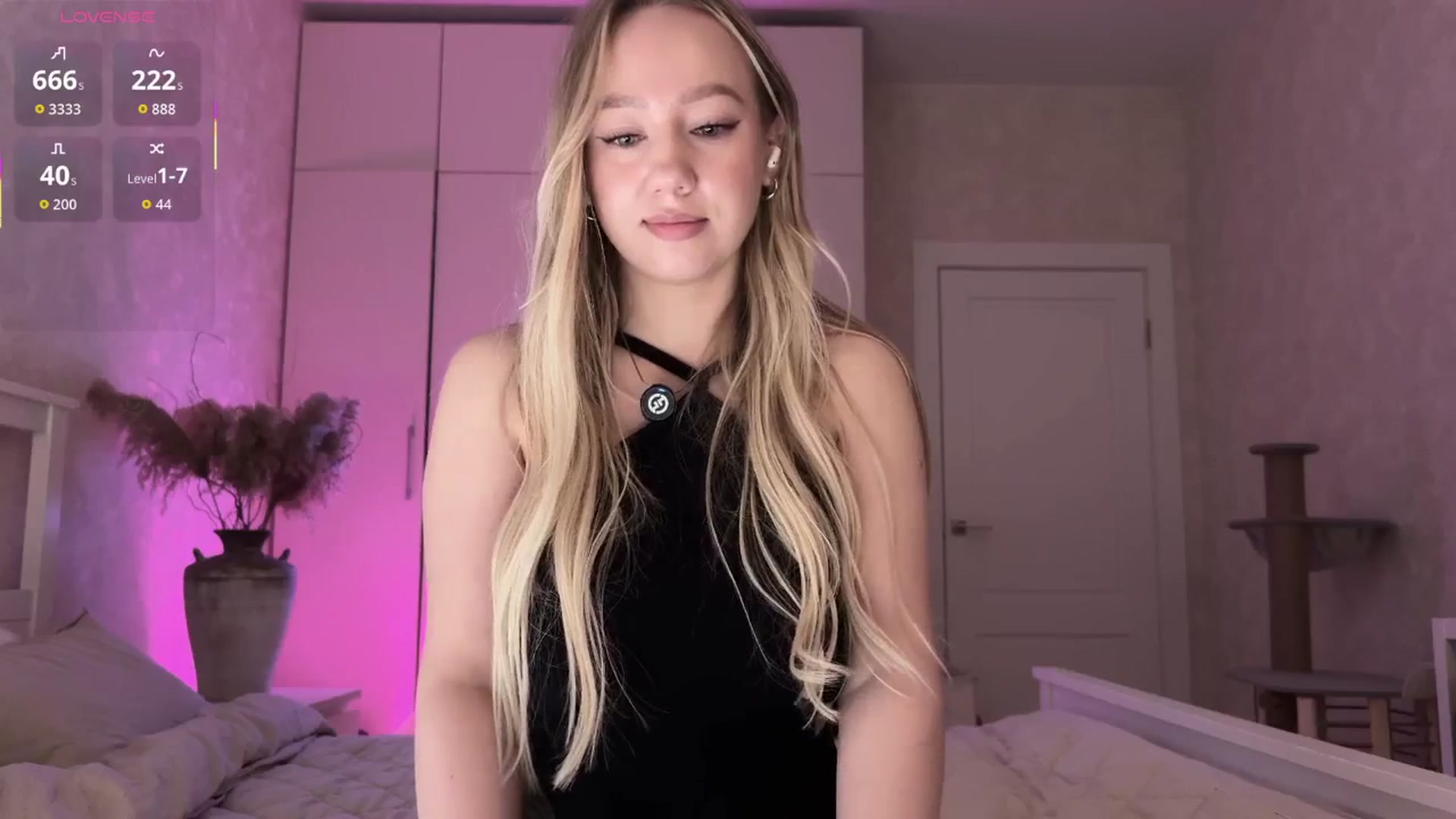 Gallery image thumbnail from IcePrincess_'s myfreecams stream on, 04/21/2026, 21:22 image 16 of 20