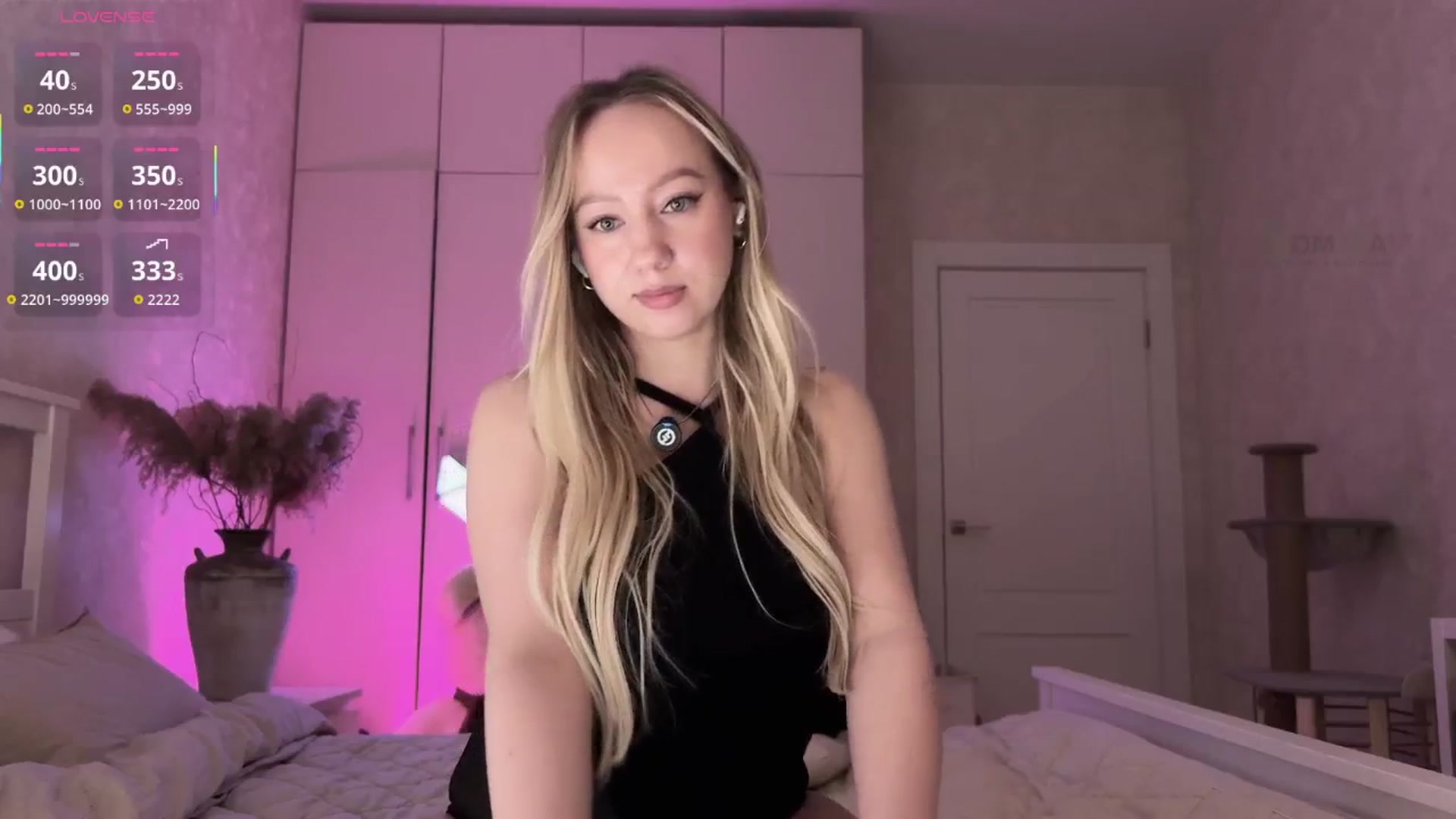Gallery image thumbnail from IcePrincess_'s myfreecams stream on, 04/21/2026, 21:22 image 11 of 20