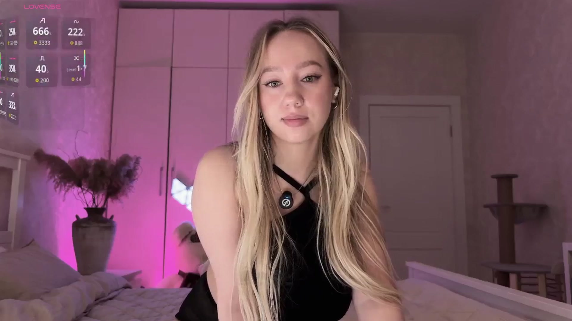 Gallery image thumbnail from IcePrincess_'s myfreecams stream on, 04/21/2026, 21:22 image 10 of 20