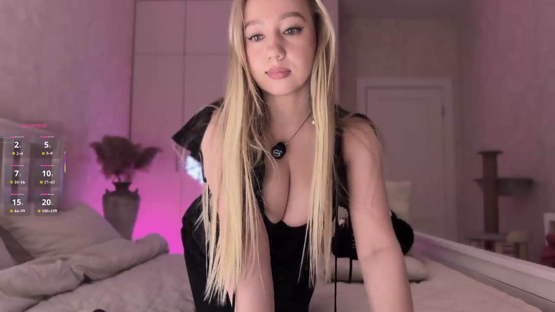Gallery image thumbnail from IcePrincess_'s myfreecams stream on, 06/18/2026, 23:25 image 17 of 20