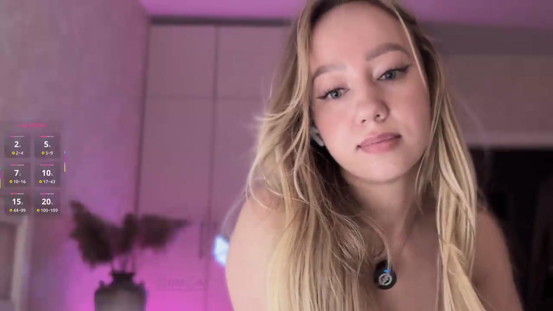 Gallery image thumbnail from IcePrincess_'s myfreecams stream on, 07/06/2026, 16:54 image 17 of 20