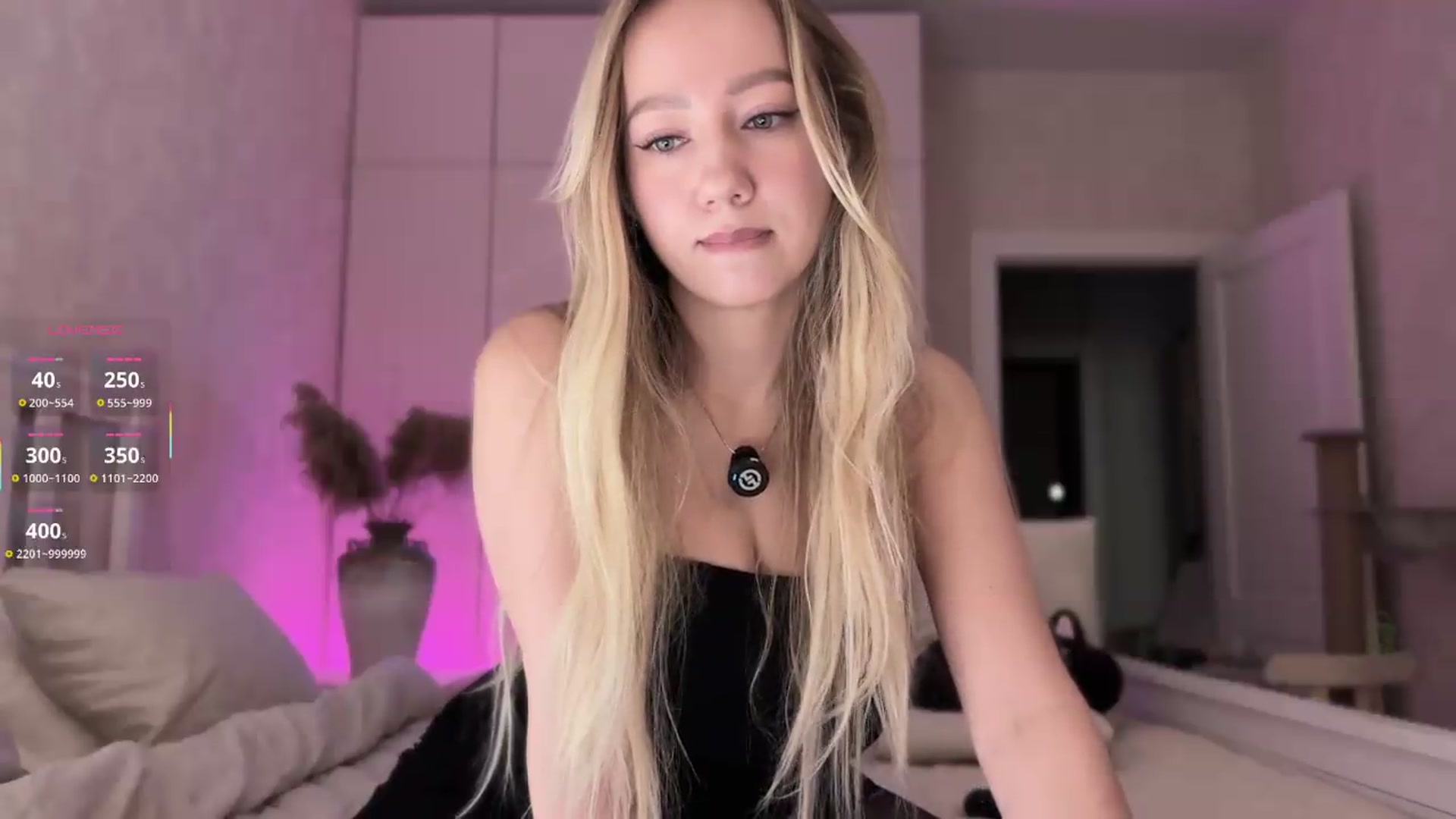 Gallery image thumbnail from IcePrincess_'s myfreecams stream on, 07/30/2026, 03:44 image 8 of 20