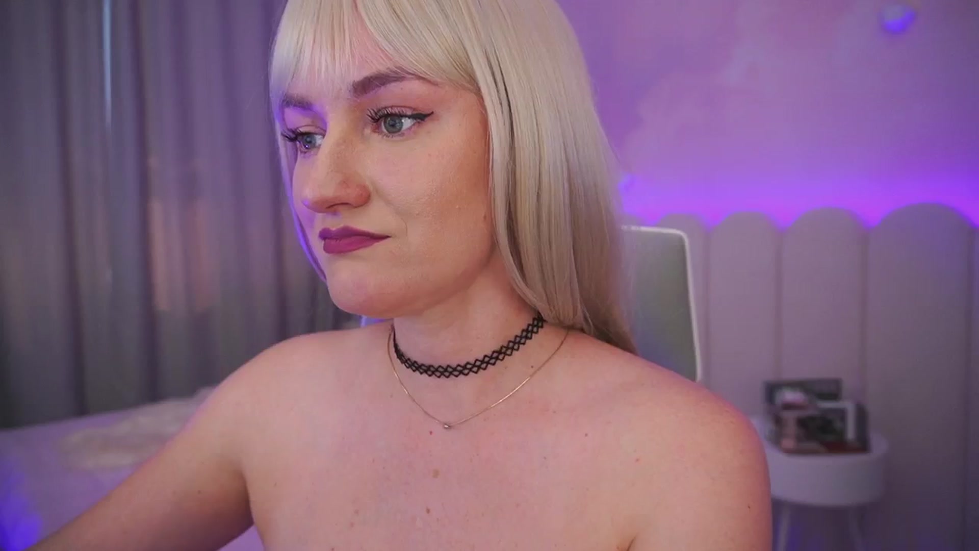 Gallery image thumbnail from Ice_Kitty_'s myfreecams stream on, 05/17/2024, 05:39 image 14 of 20