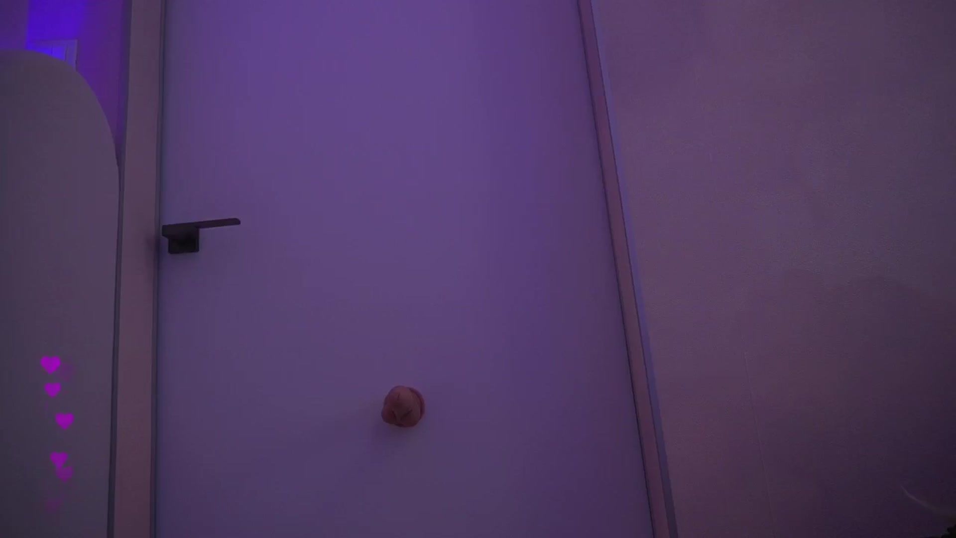 Gallery image thumbnail from Ice_Kitty_'s myfreecams stream on, 06/23/2024, 06:55 image 8 of 20