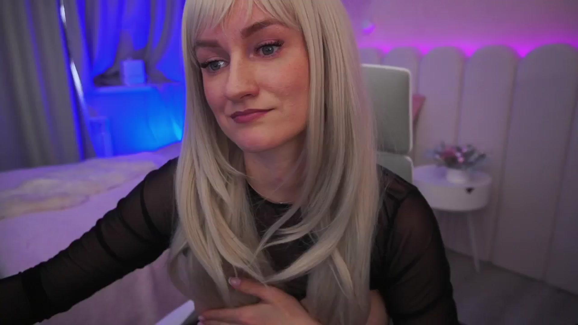 Gallery image thumbnail from Ice_Kitty_'s myfreecams stream on, 12/18/2024, 05:38 image 20 of 20