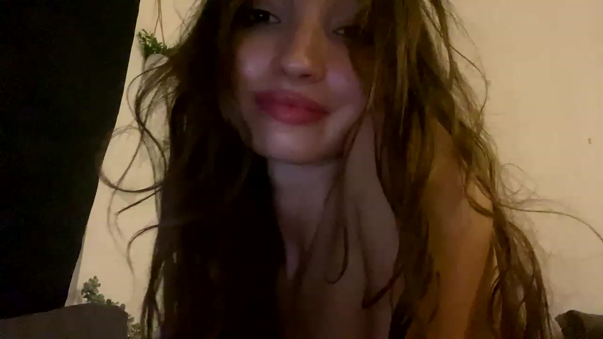 Gallery image thumbnail from Ice_Petal's myfreecams stream on, 11/19/2022, 24:02 image 1 of 20