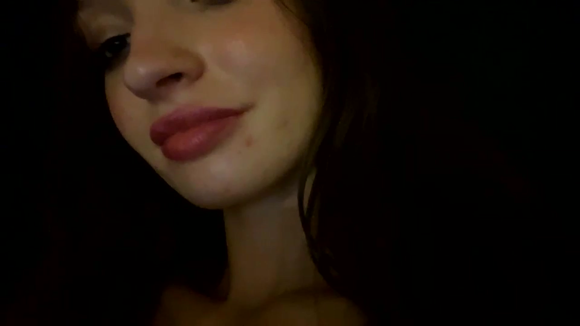 Gallery image thumbnail from Ice_Petal's myfreecams stream on, 11/19/2022, 03:07 image 4 of 20