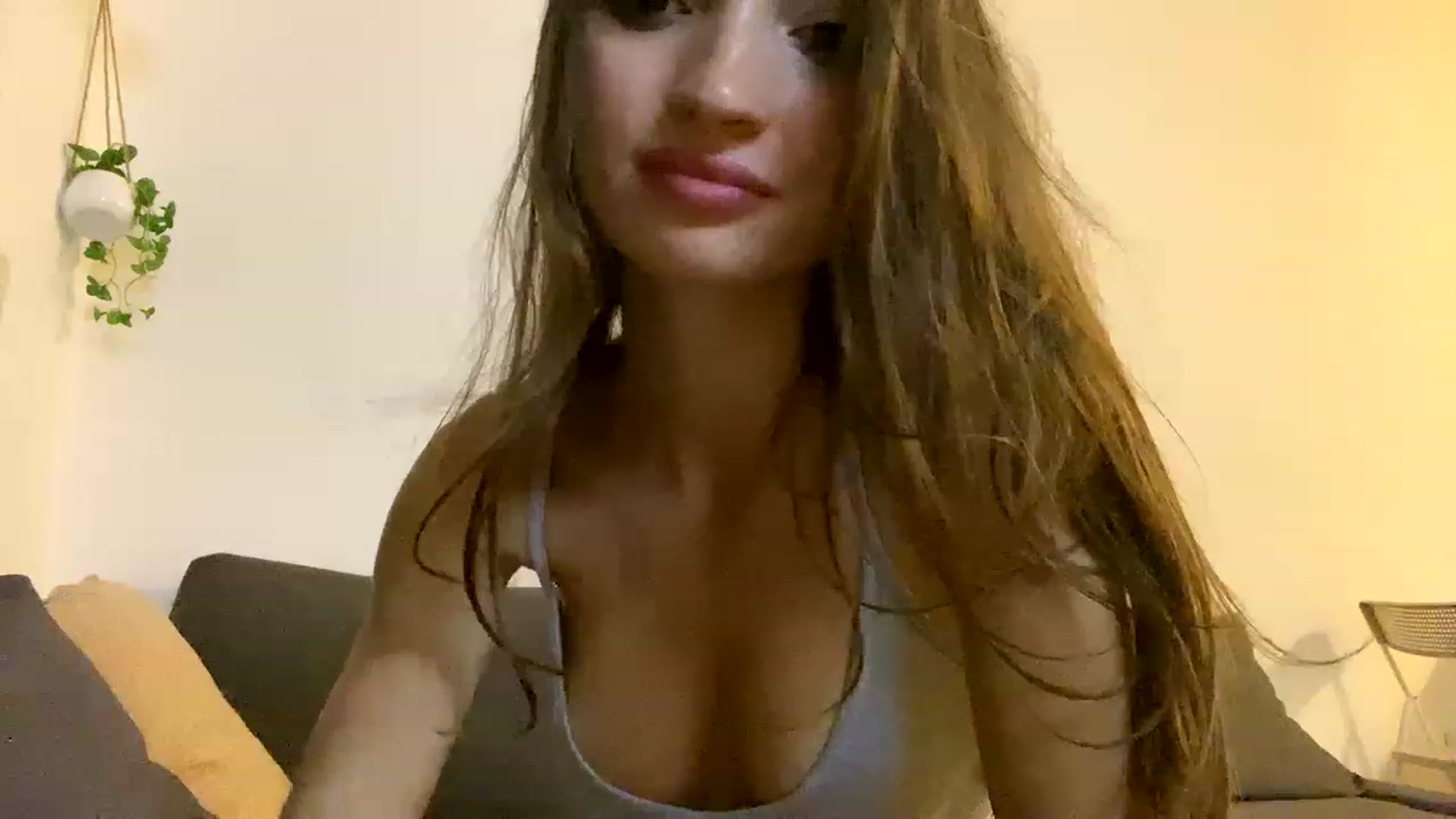 Gallery image thumbnail from Ice_Petal's myfreecams stream on, 11/22/2022, 04:23 image 10 of 20