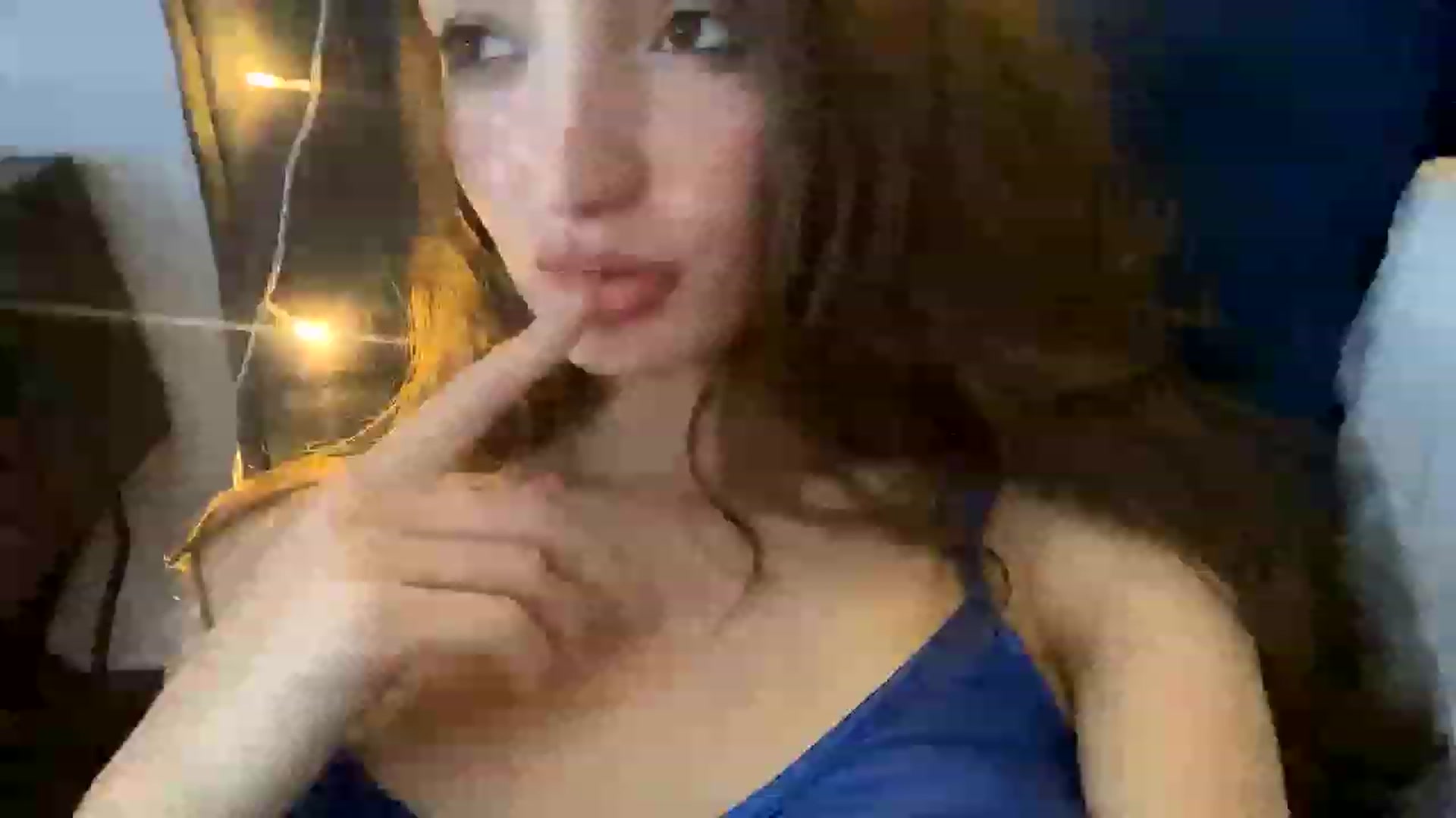 Gallery image thumbnail from Ice_Petal's myfreecams stream on, 11/25/2022, 20:54 image 19 of 20