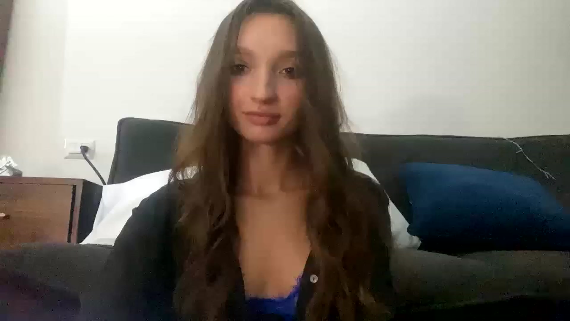 Gallery image thumbnail from Ice_Petal's myfreecams stream on, 12/16/2022, 18:52 image 3 of 20