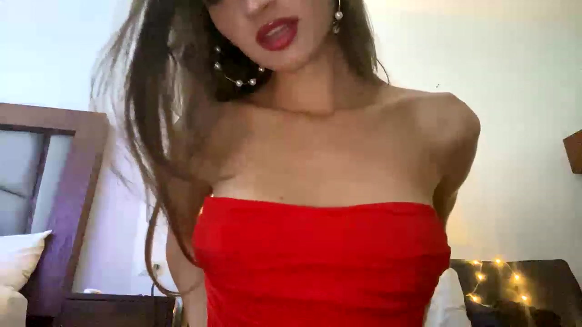 Gallery image thumbnail from Ice_Petal's myfreecams stream on, 12/22/2022, 16:45 image 9 of 20