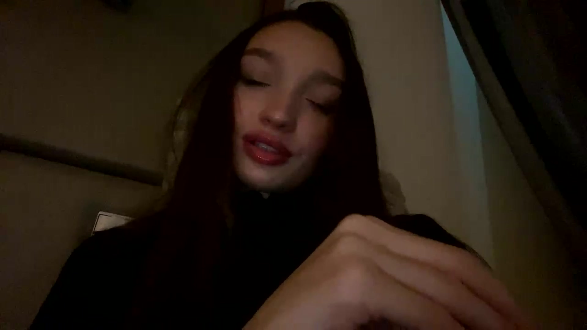Gallery image thumbnail from Ice_Petal's myfreecams stream on, 01/05/2023, 13:39 image 10 of 20