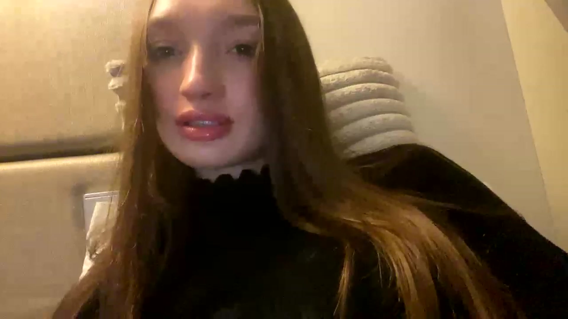 Gallery image thumbnail from Ice_Petal's myfreecams stream on, 01/05/2023, 13:39 image 16 of 20