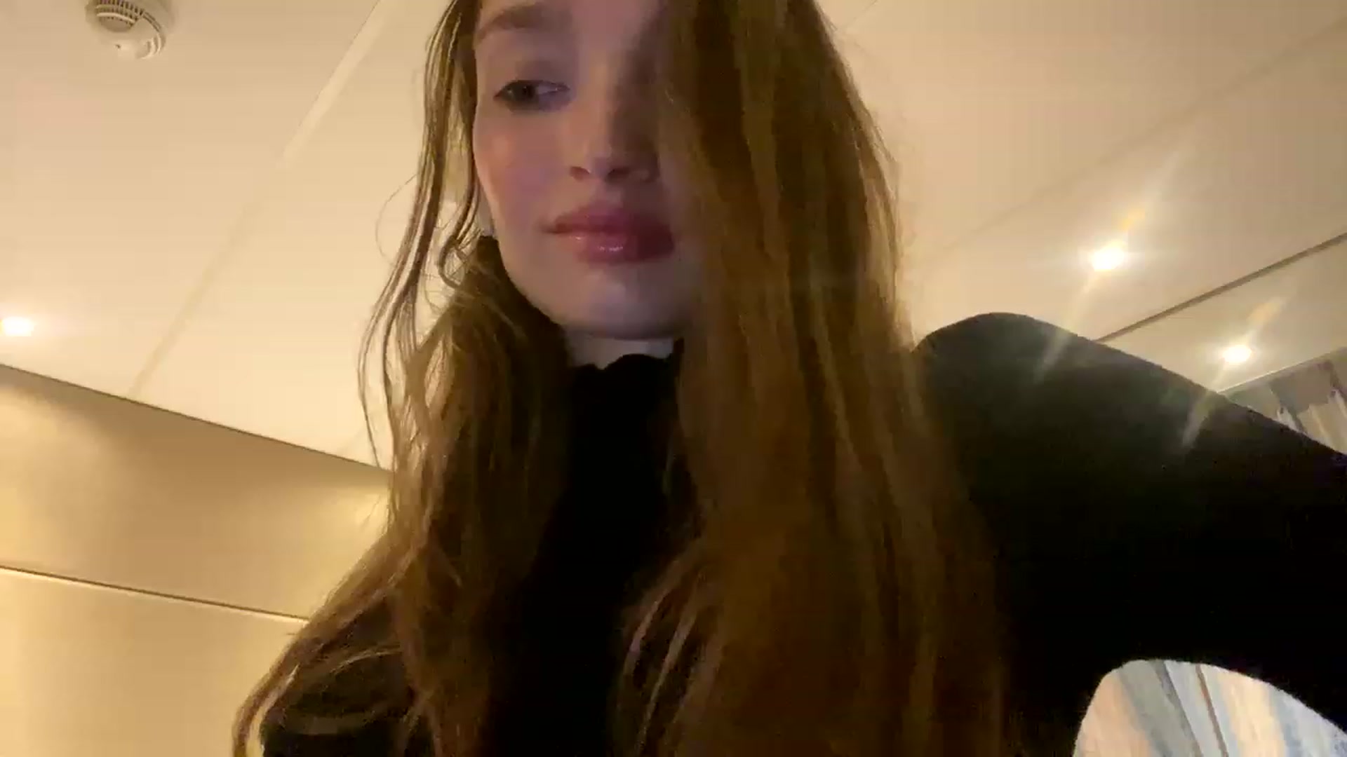 Gallery image thumbnail from Ice_Petal's myfreecams stream on, 01/09/2023, 15:59 image 2 of 20