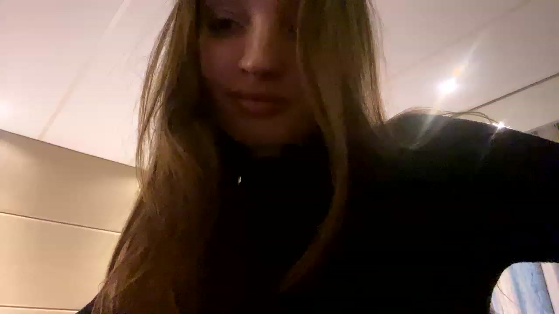 Gallery image thumbnail from Ice_Petal's myfreecams stream on, 01/09/2023, 19:08 image 1 of 20