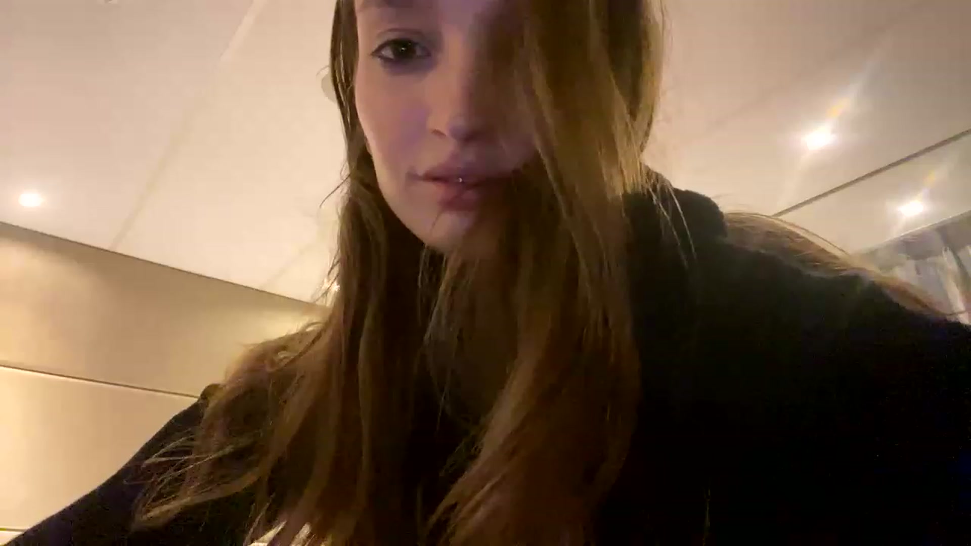 Gallery image thumbnail from Ice_Petal's myfreecams stream on, 01/09/2023, 21:46 image 1 of 20