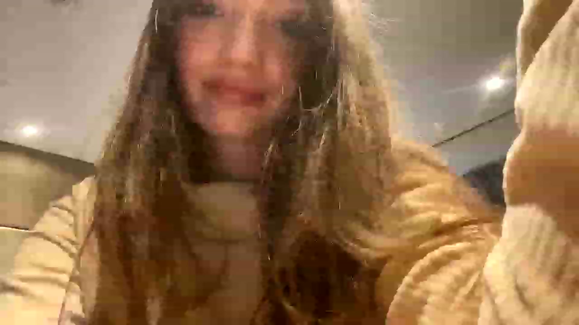Gallery image thumbnail from Ice_Petal's myfreecams stream on, 01/15/2023, 14:03 image 8 of 20