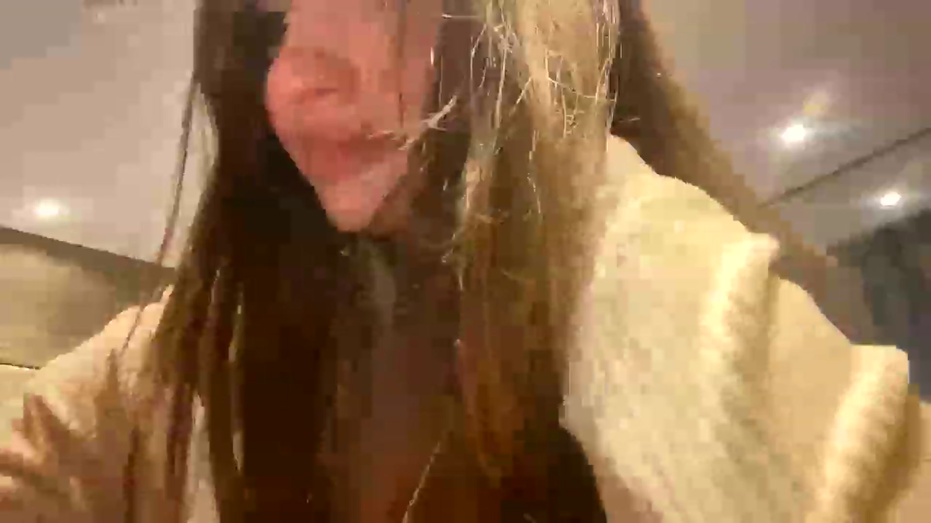 Gallery image thumbnail from Ice_Petal's myfreecams stream on, 01/15/2023, 14:03 image 9 of 20