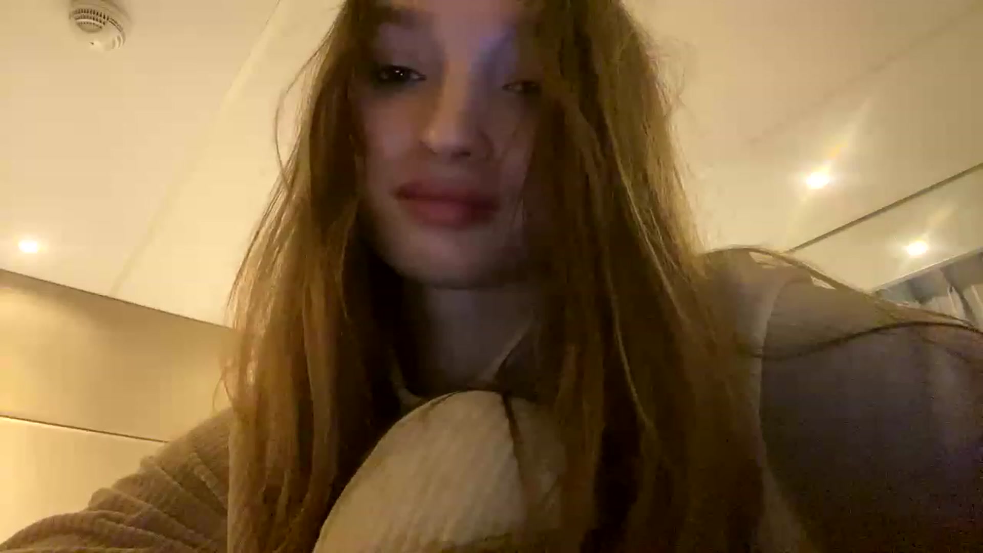 Gallery image thumbnail from Ice_Petal's myfreecams stream on, 01/15/2023, 15:48 image 11 of 20