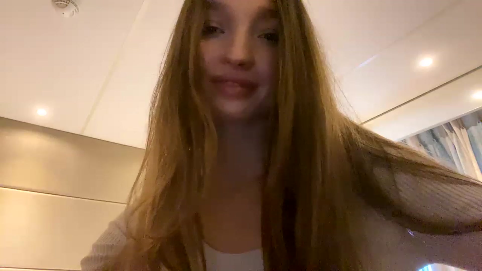 Gallery image thumbnail from Ice_Petal's myfreecams stream on, 01/18/2023, 14:53 image 2 of 20