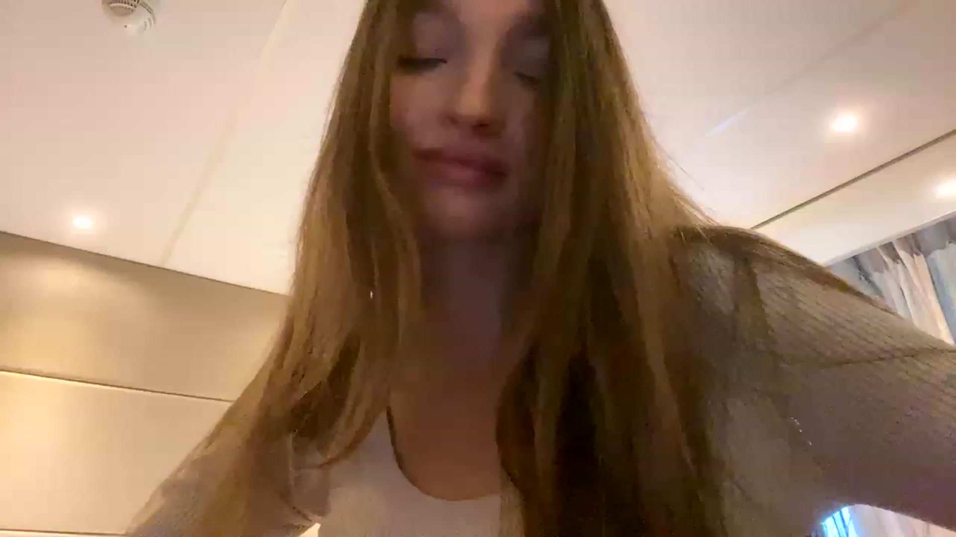 Gallery image thumbnail from Ice_Petal's myfreecams stream on, 01/18/2023, 14:53 image 1 of 20