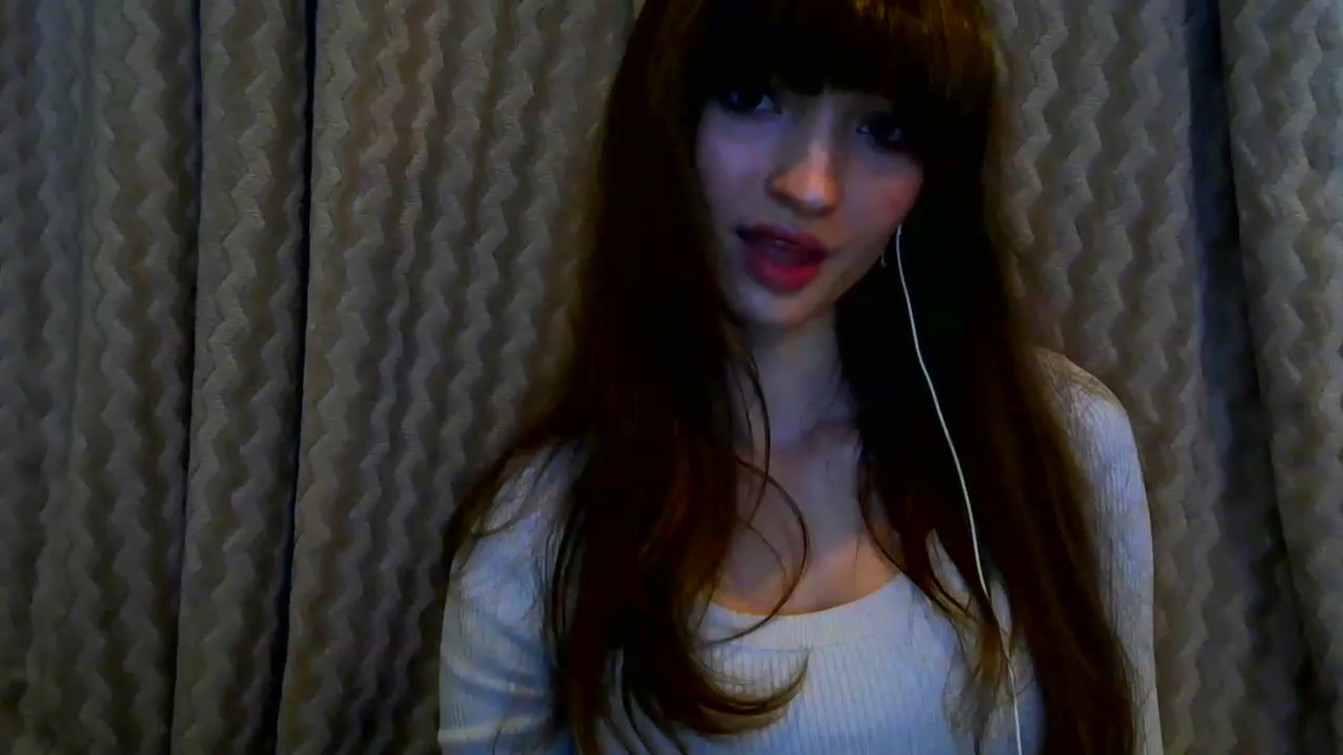 Gallery image thumbnail from Ice_Petal's myfreecams stream on, 04/01/2023, 15:22 image 18 of 20