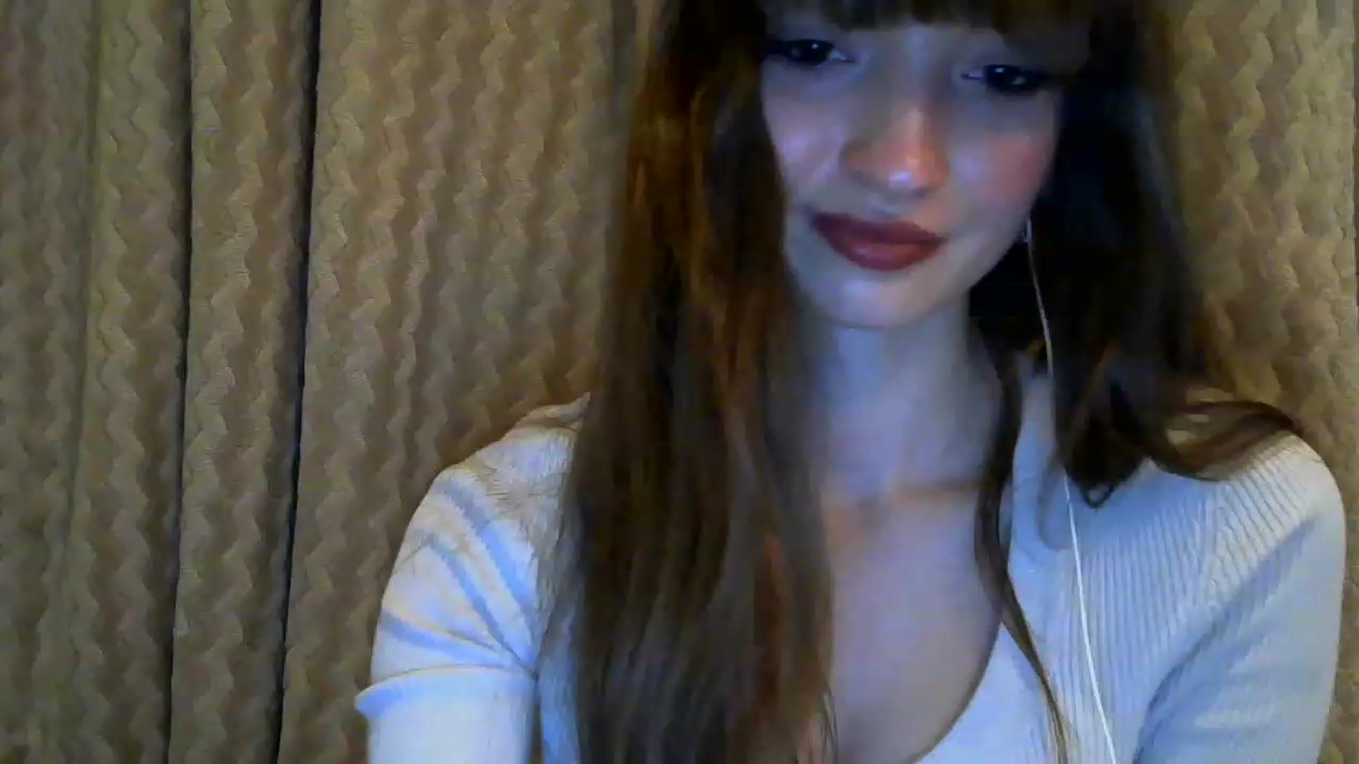Gallery image thumbnail from Ice_Petal's myfreecams stream on, 04/01/2023, 17:22 image 10 of 20