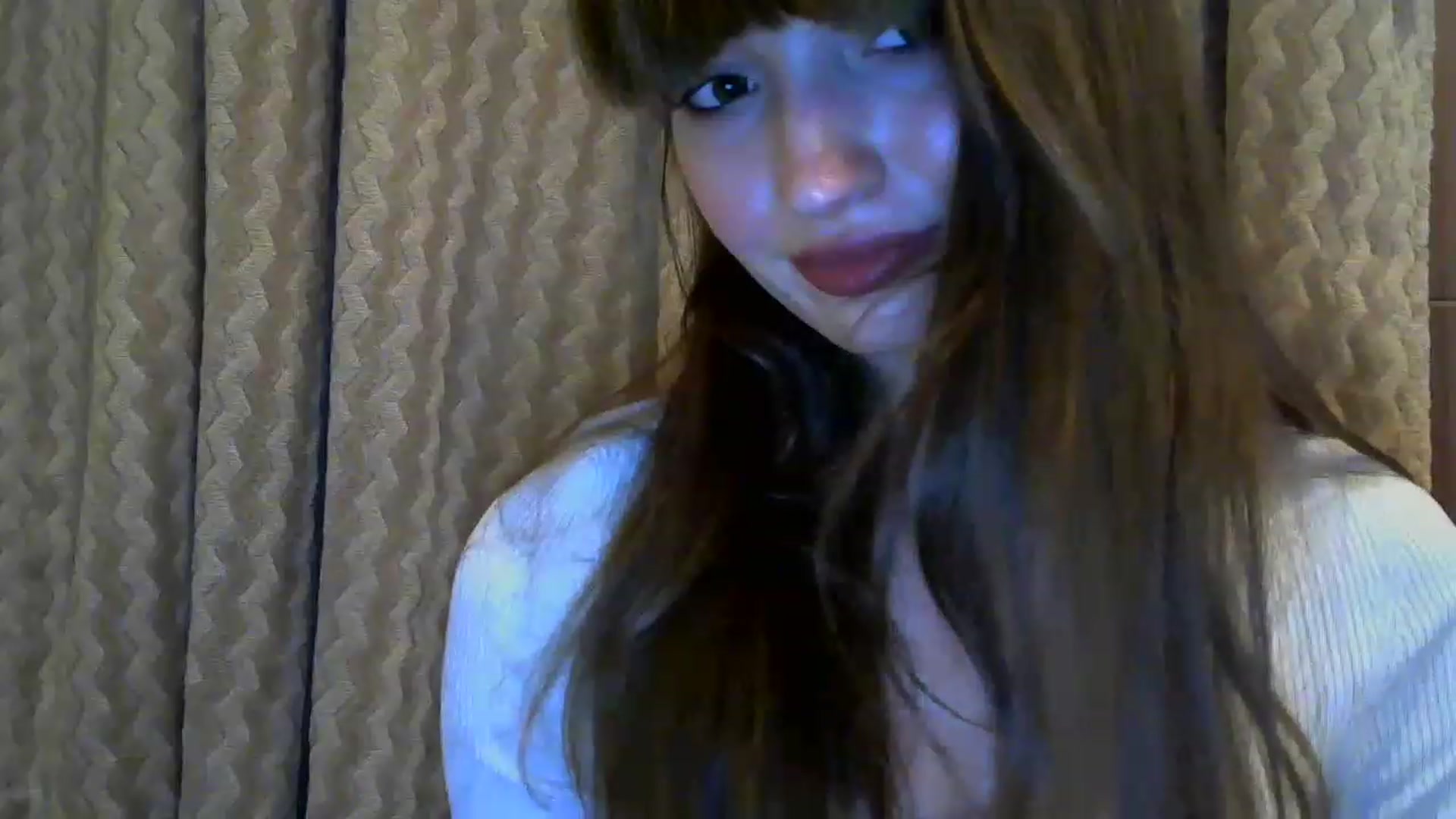 Gallery image thumbnail from Ice_Petal's myfreecams stream on, 04/01/2023, 17:22 image 15 of 20