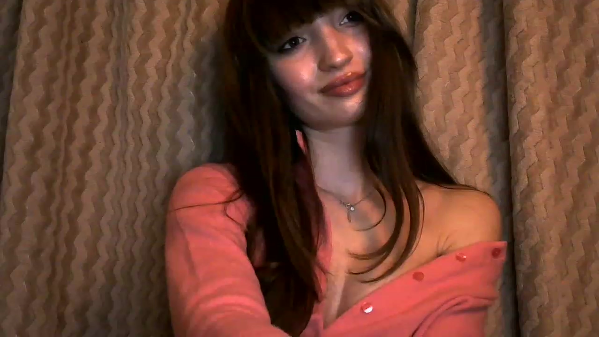 Gallery image thumbnail from Ice_Petal's myfreecams stream on, 04/04/2023, 15:37 image 18 of 20