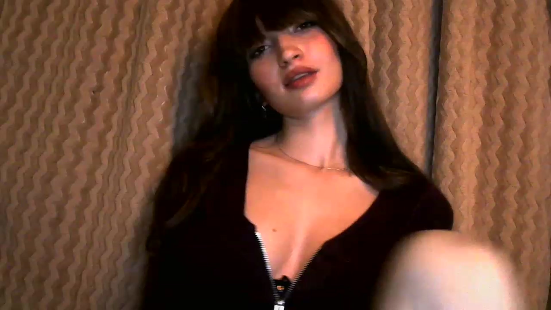Gallery image thumbnail from Ice_Petal's myfreecams stream on, 04/09/2023, 15:49 image 6 of 20