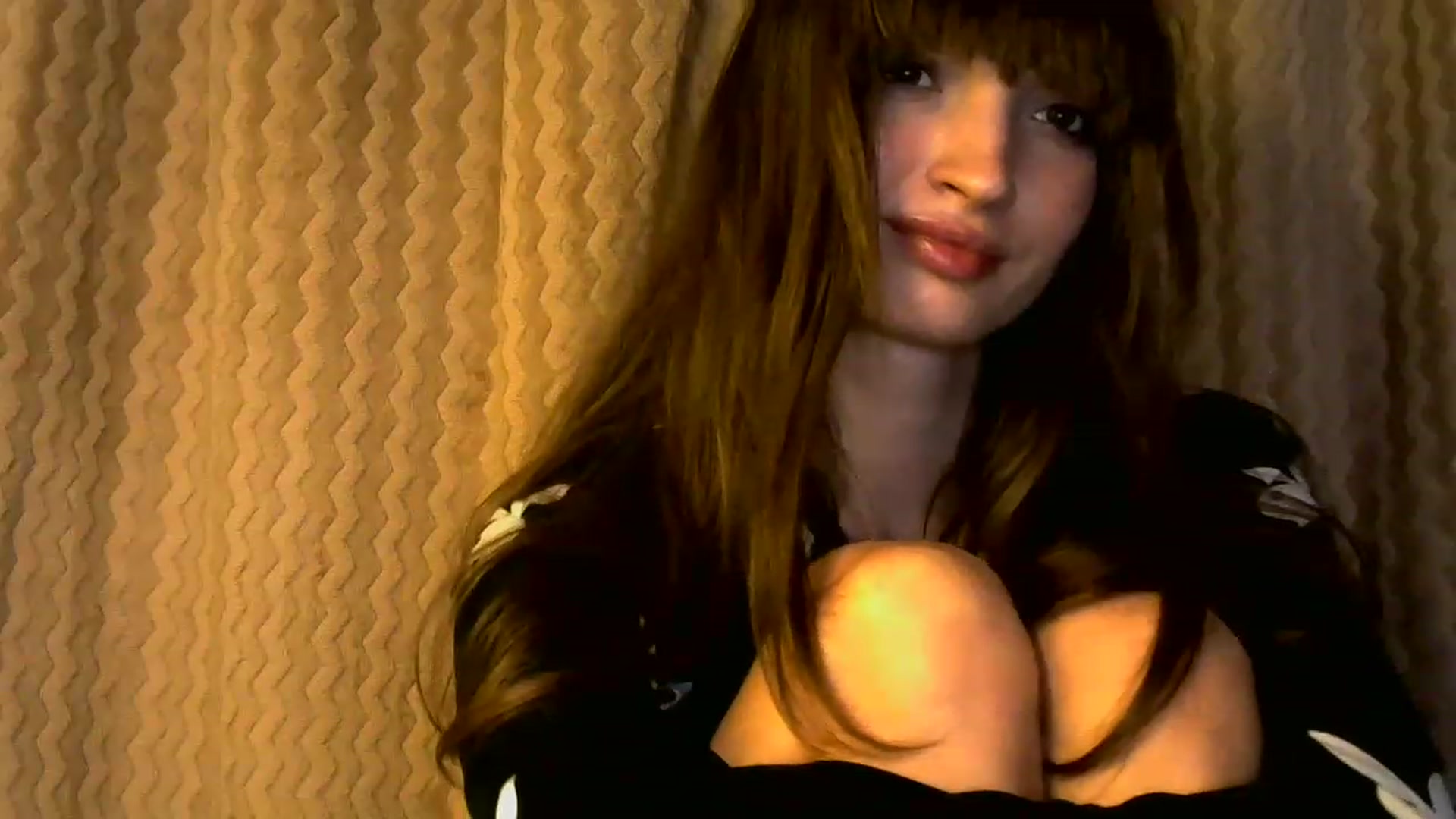 Gallery image thumbnail from Ice_Petal's myfreecams stream on, 04/12/2023, 16:03 image 20 of 20