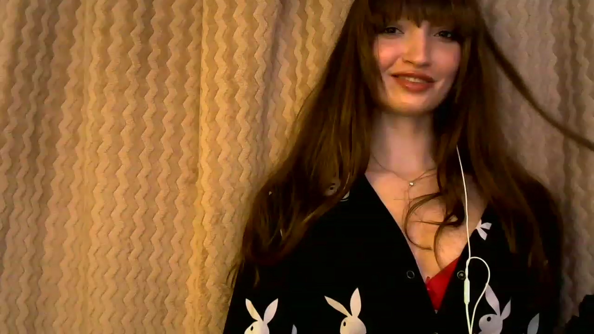 Gallery image thumbnail from Ice_Petal's myfreecams stream on, 04/12/2023, 16:03 image 8 of 20
