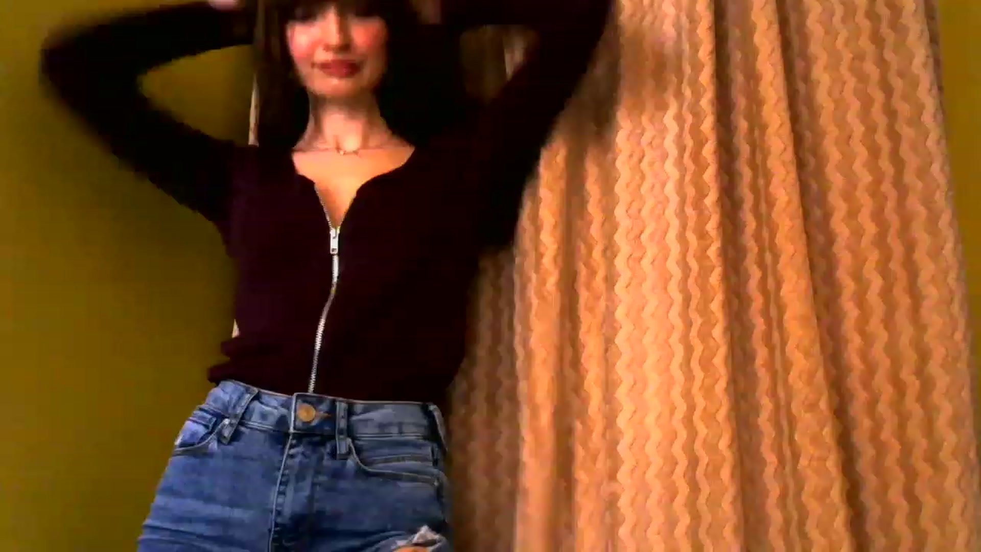 Gallery image thumbnail from Ice_Petal's myfreecams stream on, 04/14/2023, 09:48 image 11 of 20