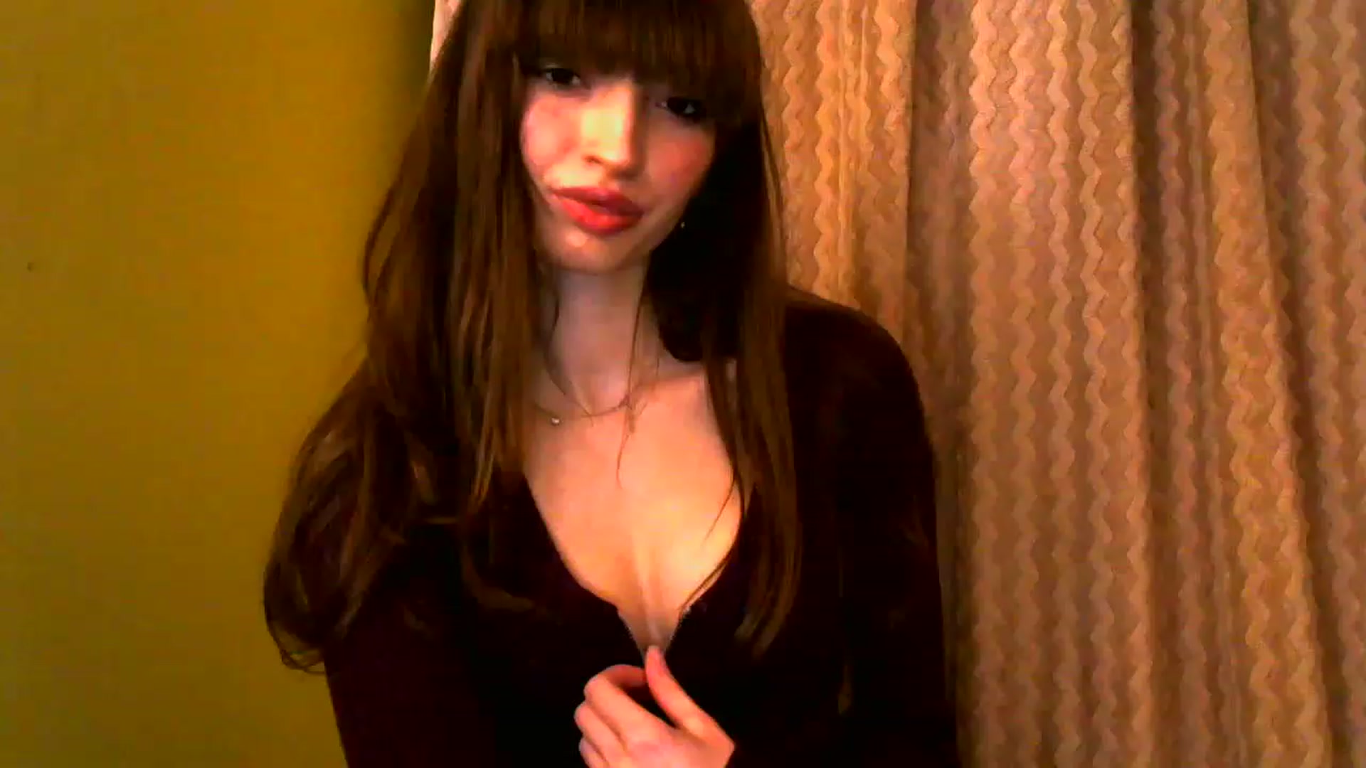 Gallery image thumbnail from Ice_Petal's myfreecams stream on, 04/14/2023, 09:48 image 14 of 20