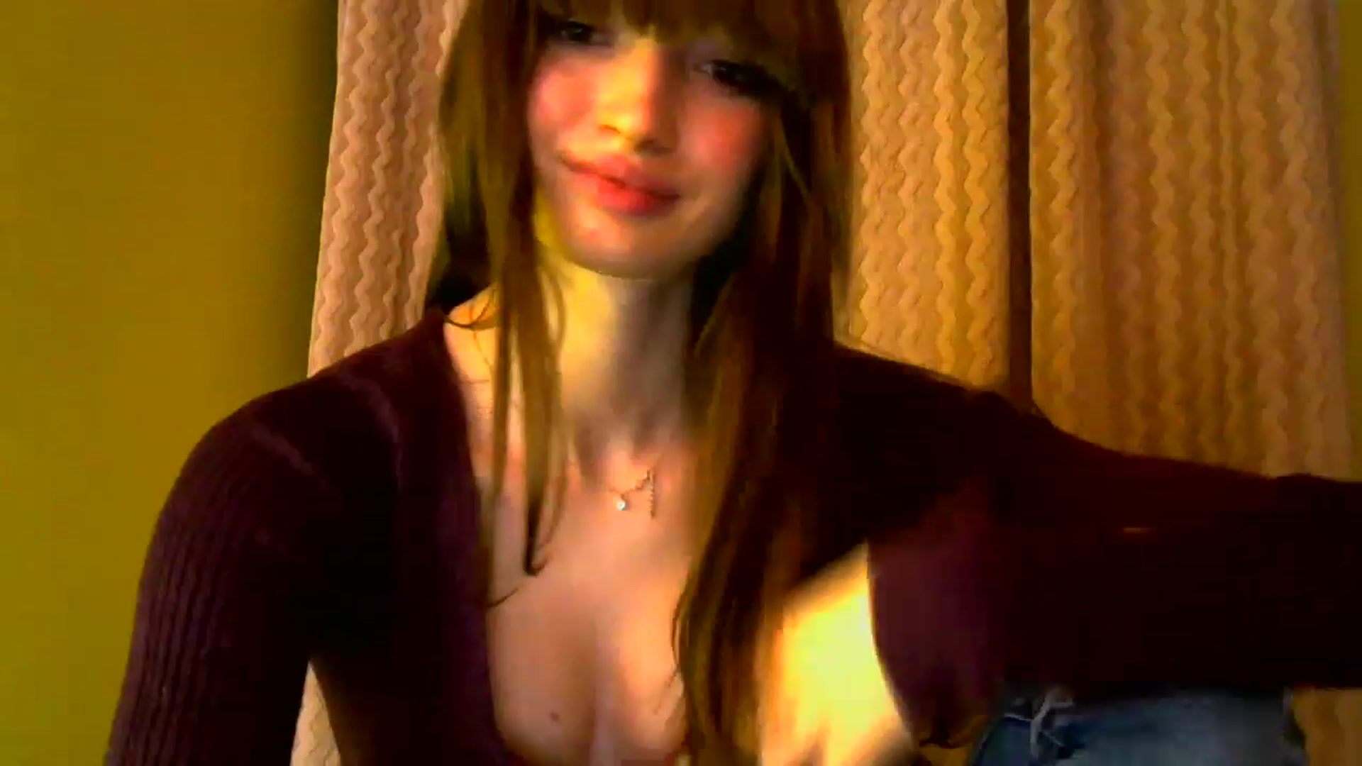 Gallery image thumbnail from Ice_Petal's myfreecams stream on, 04/14/2023, 12:16 image 10 of 20