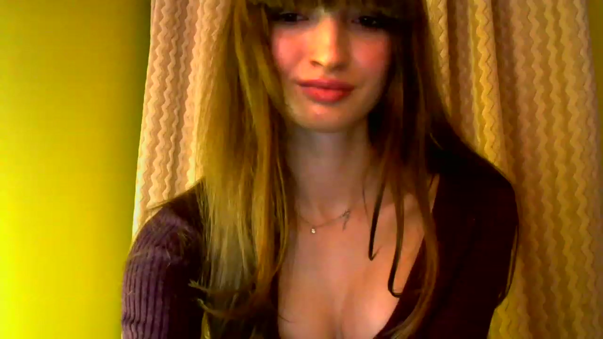 Gallery image thumbnail from Ice_Petal's myfreecams stream on, 04/14/2023, 12:16 image 3 of 20