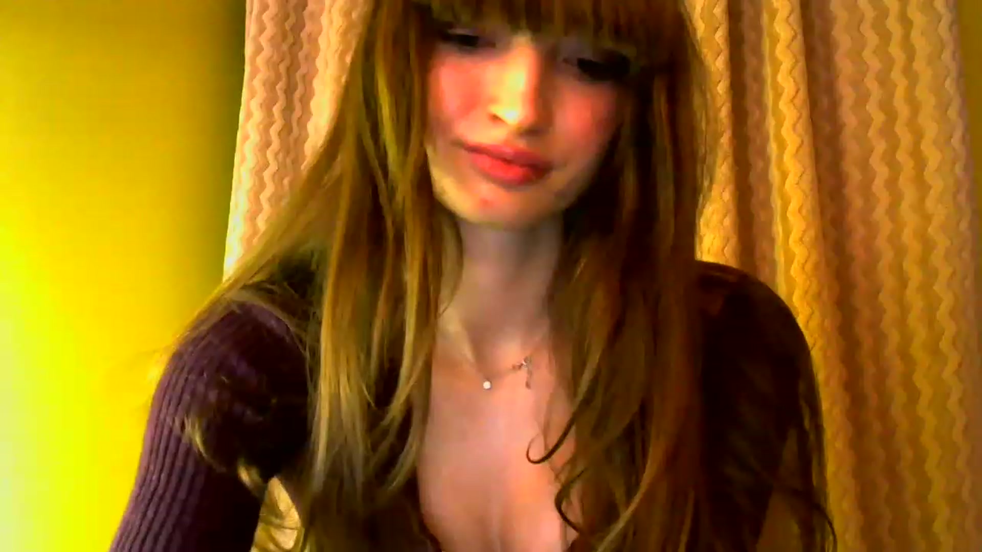 Gallery image thumbnail from Ice_Petal's myfreecams stream on, 04/14/2023, 12:16 image 7 of 20