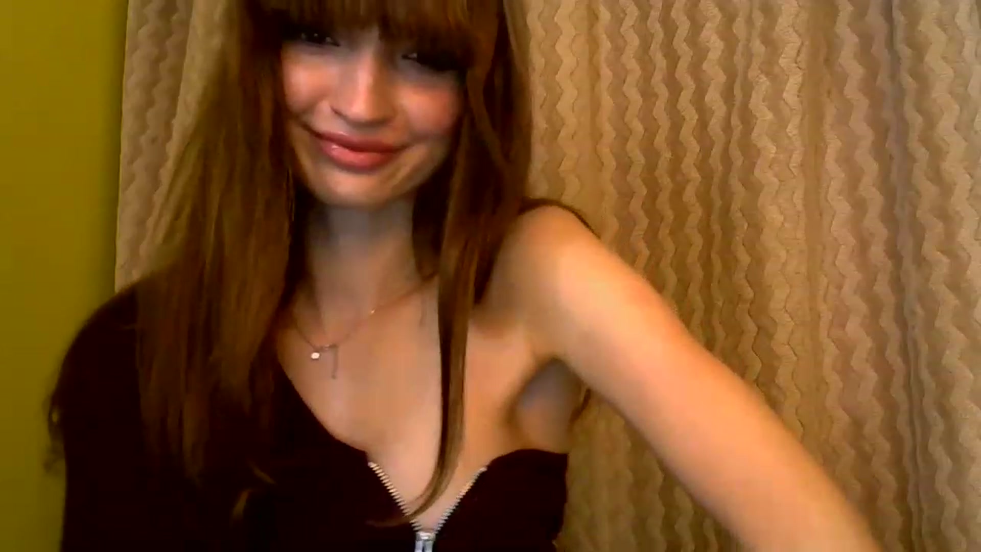 Gallery image thumbnail from Ice_Petal's myfreecams stream on, 04/17/2023, 13:34 image 11 of 20