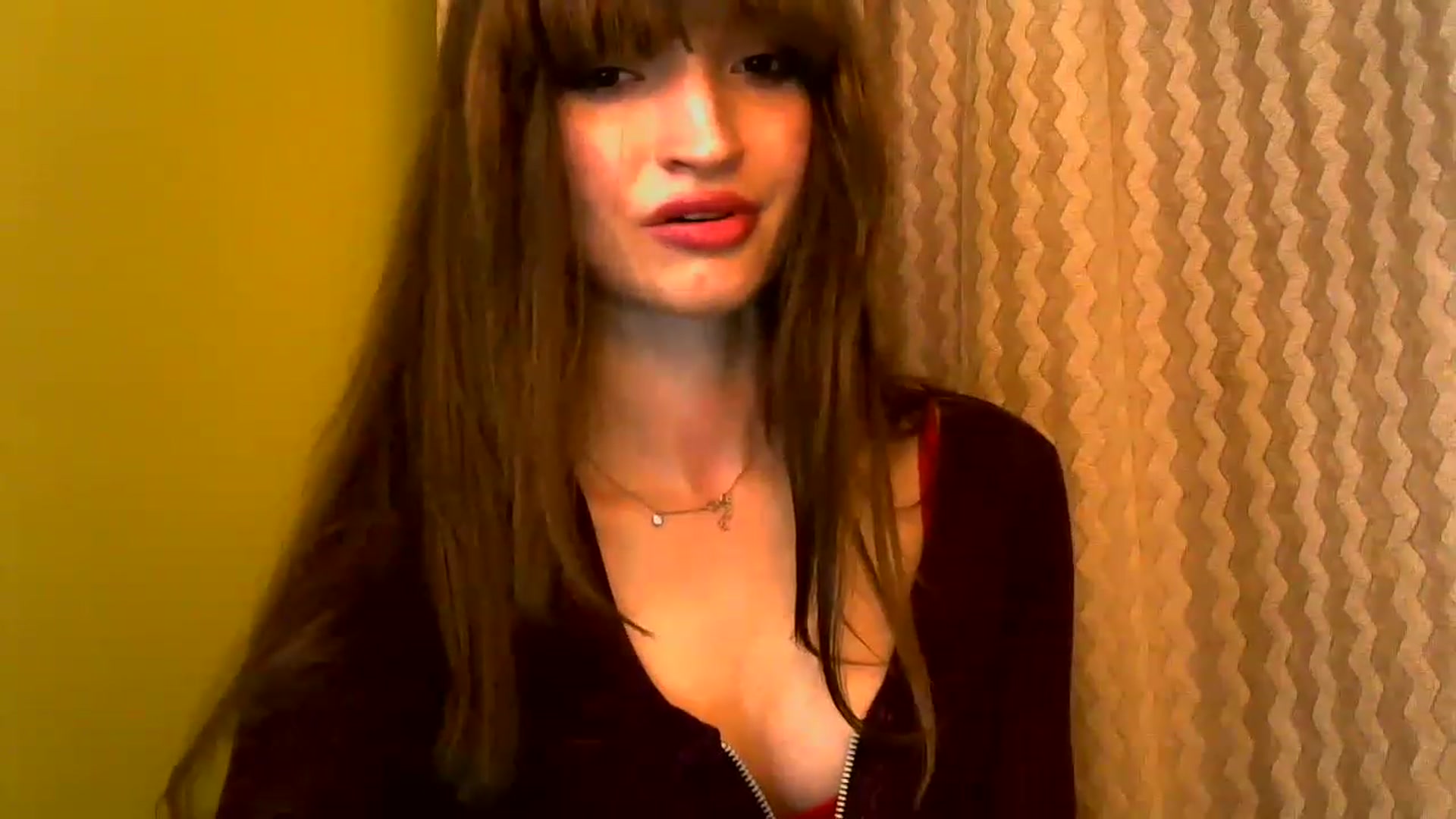Gallery image thumbnail from Ice_Petal's myfreecams stream on, 04/17/2023, 13:34 image 17 of 20