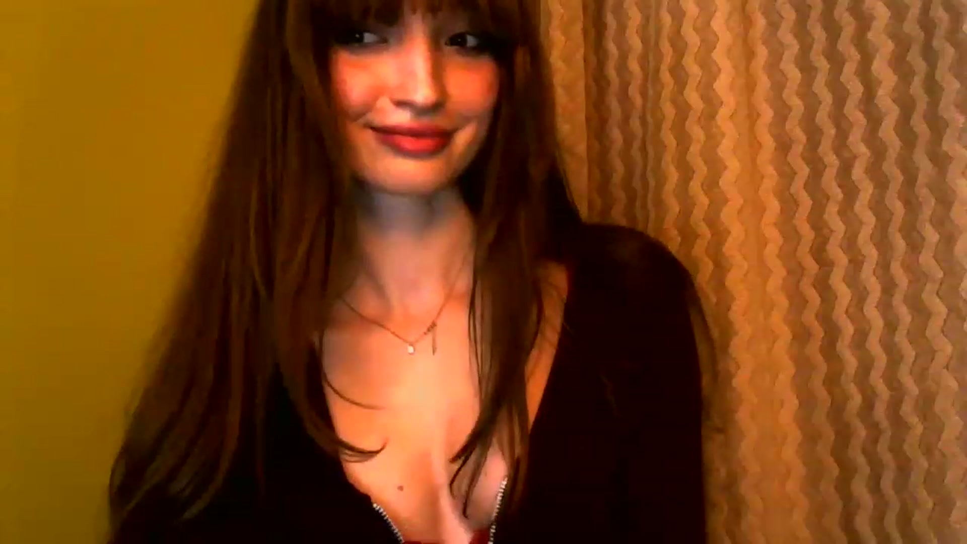 Gallery image thumbnail from Ice_Petal's myfreecams stream on, 04/17/2023, 16:09 image 5 of 20