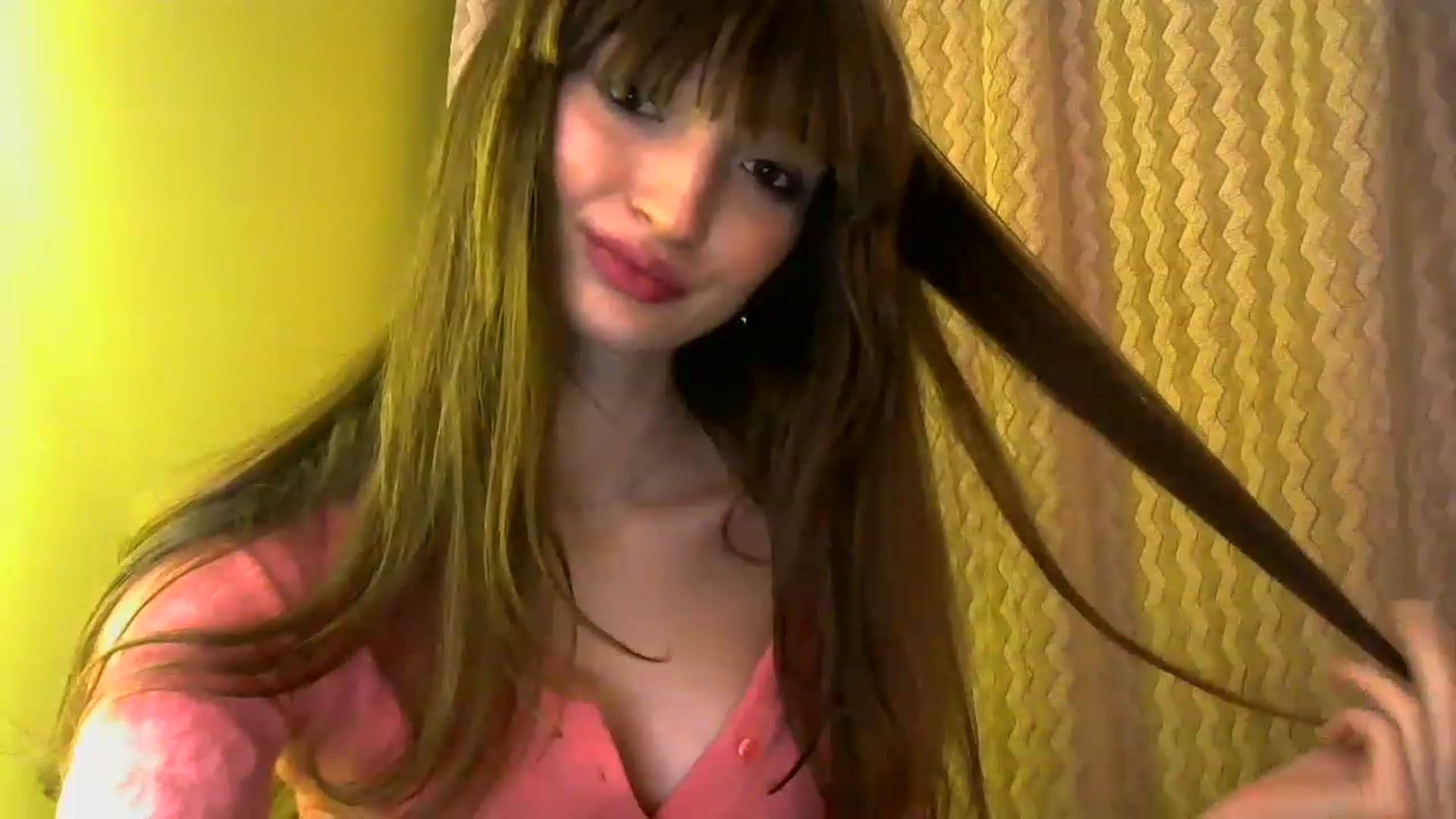 Gallery image thumbnail from Ice_Petal's myfreecams stream on, 04/18/2023, 15:05 image 13 of 20