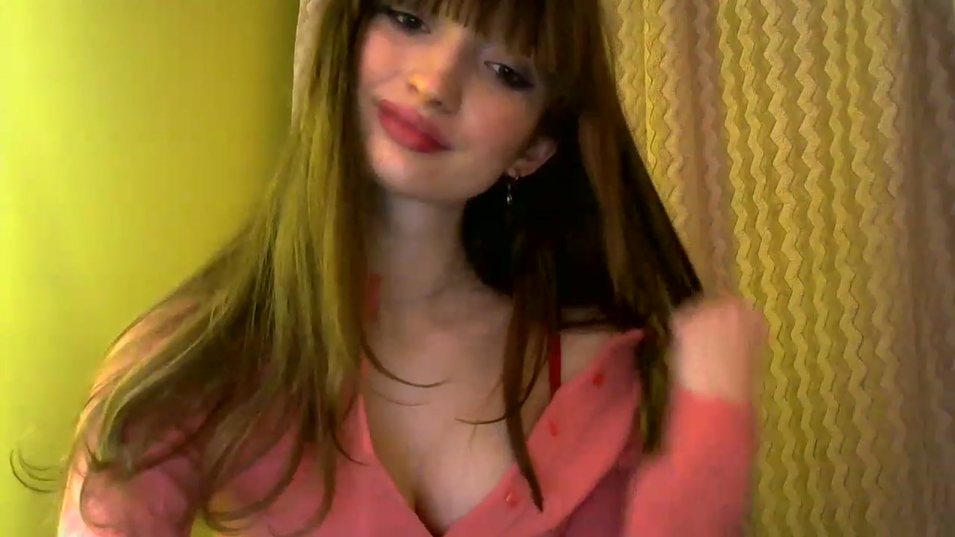 Gallery image thumbnail from Ice_Petal's myfreecams stream on, 04/18/2023, 15:05 image 10 of 20