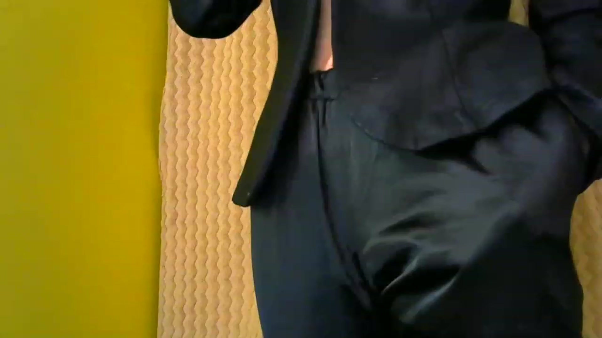 Gallery image thumbnail from Ice_Petal's myfreecams stream on, 04/19/2023, 12:57 image 10 of 20