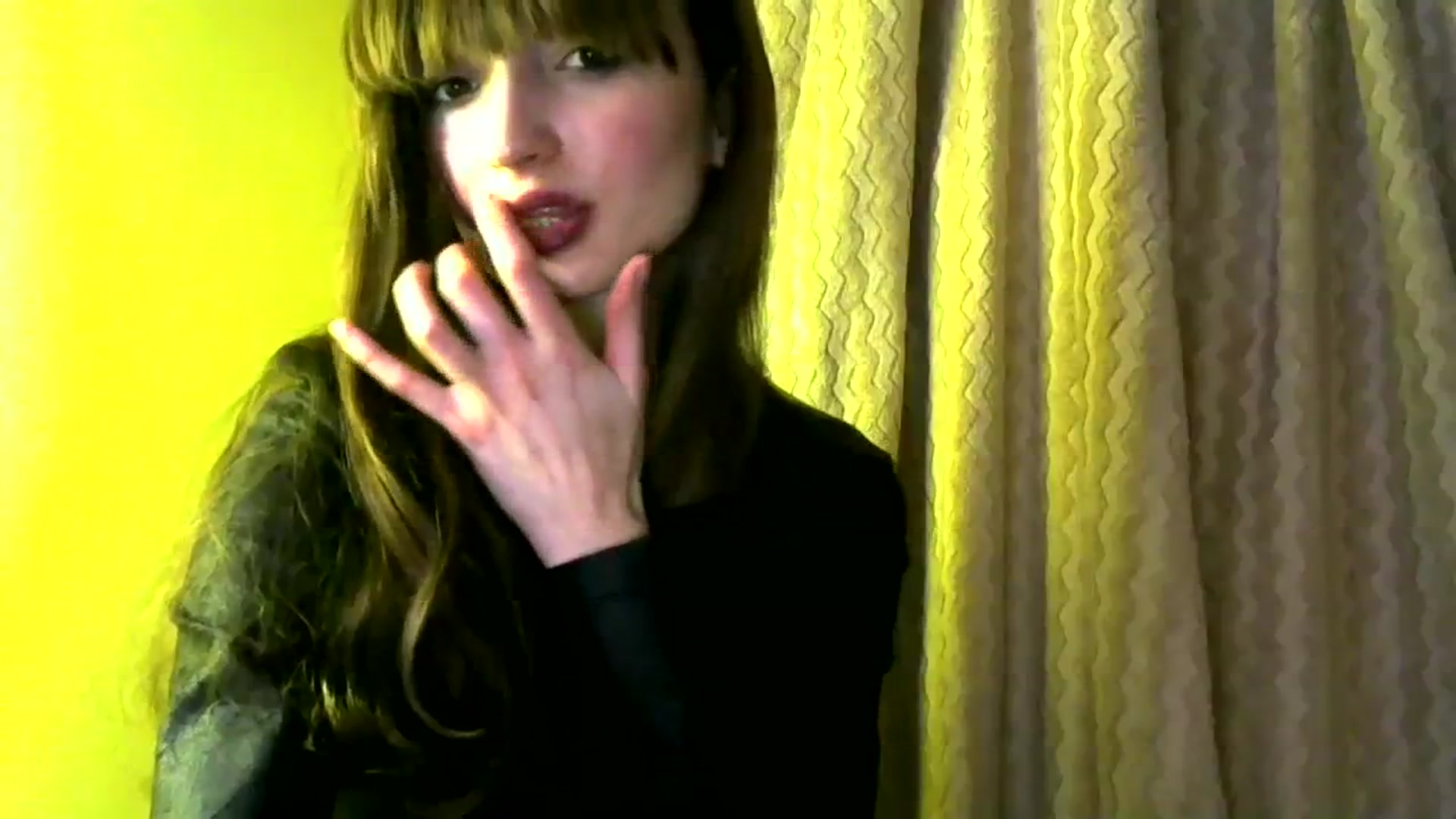 Gallery image thumbnail from Ice_Petal's myfreecams stream on, 04/19/2023, 16:09 image 4 of 20